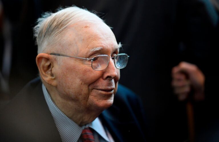Interest Rates Continue Falling And The Passing Of Charlie Munger